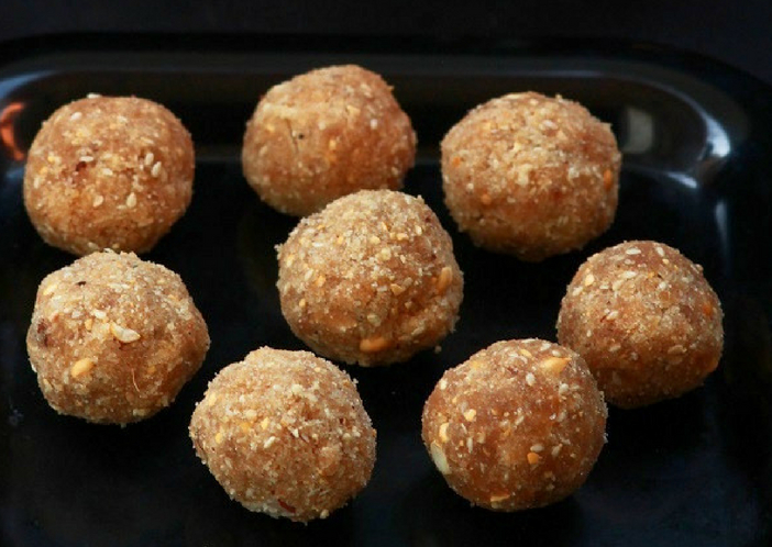 poha fruit balls